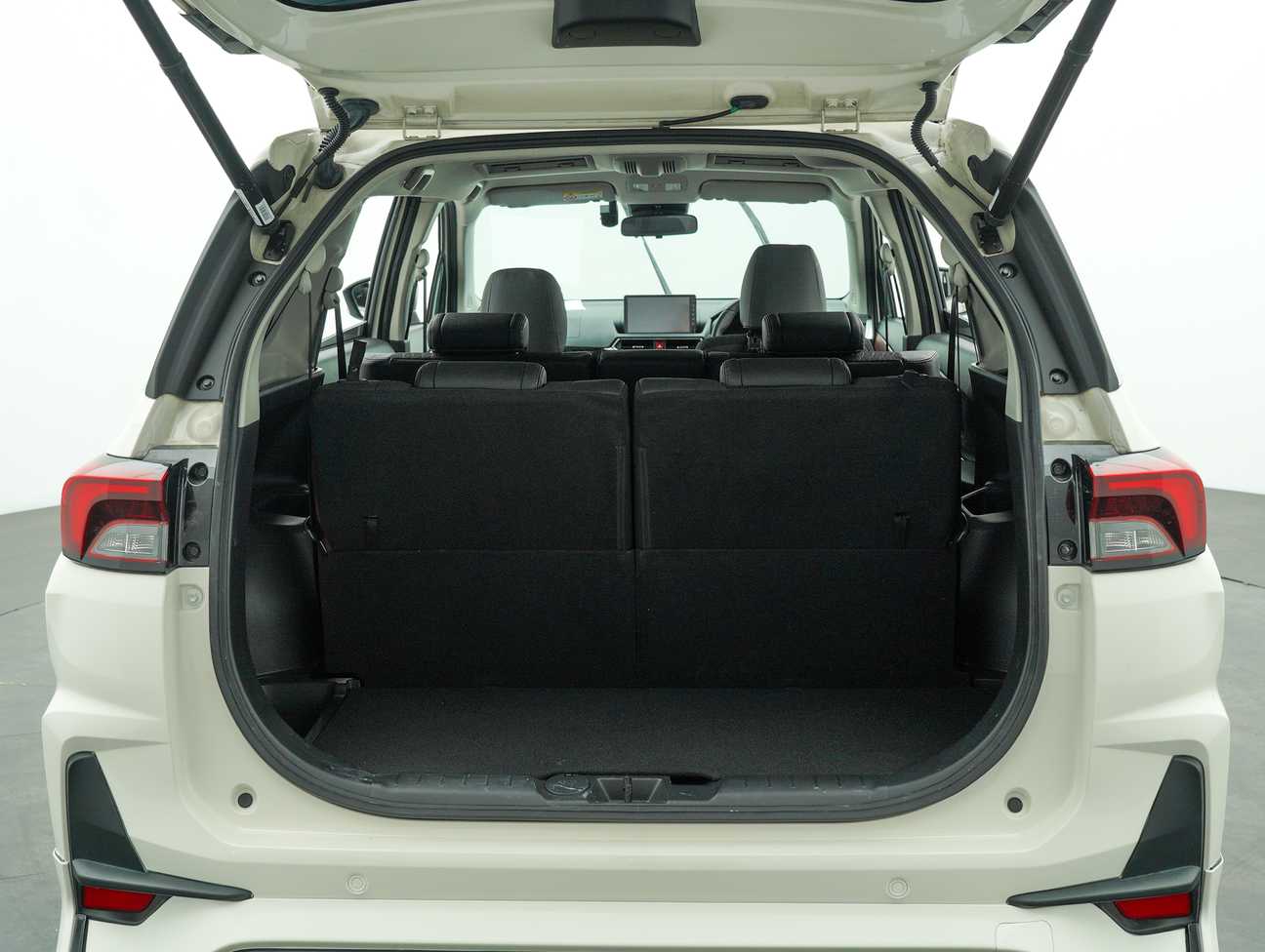 used 2024 Perodua Alza AV 1.5