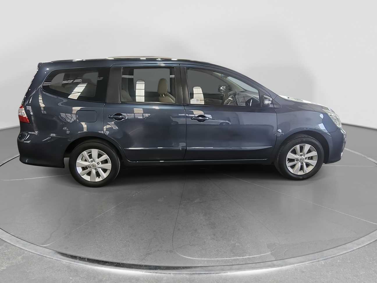 used 2014 Nissan Grand Livina Comfort 1.8