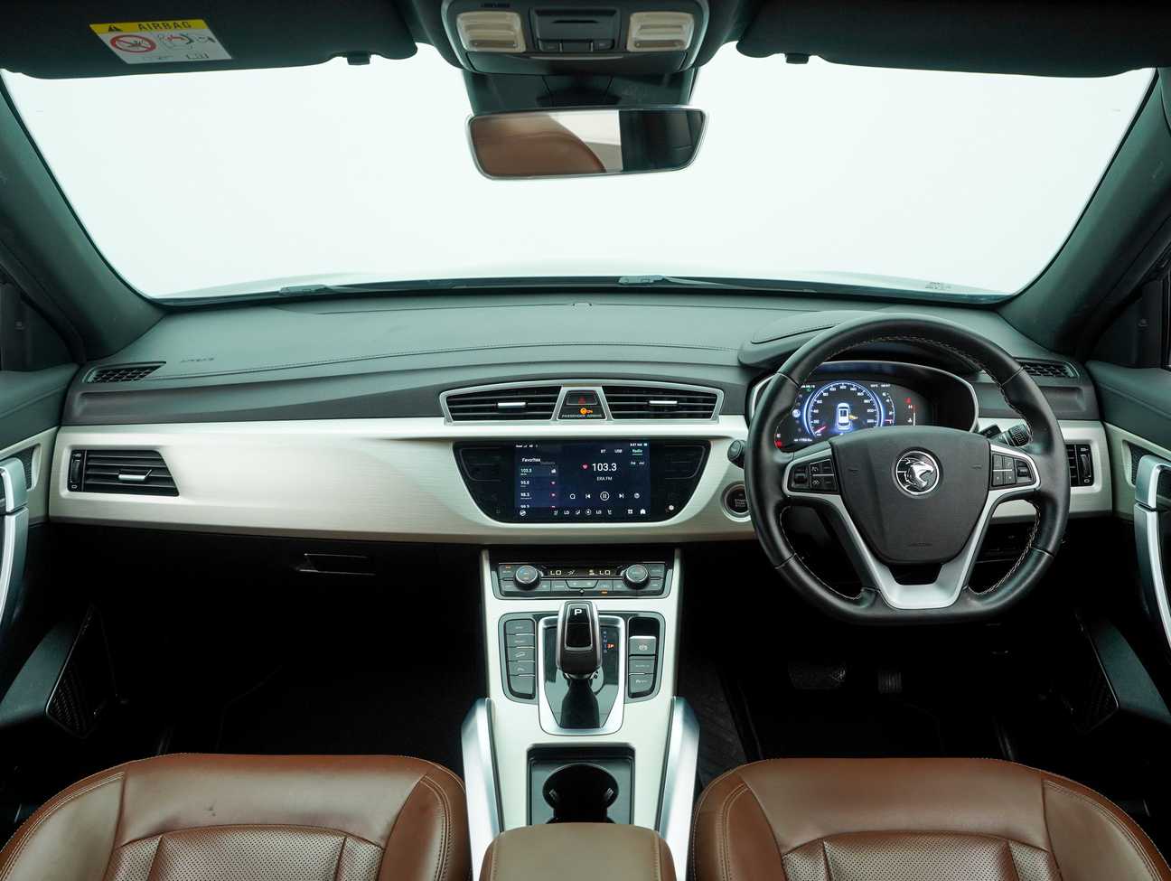 used 2022 Proton X70 Premium 1.5