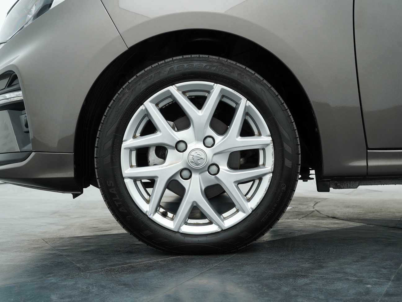 used 2024 Proton Iriz Executive 1.6