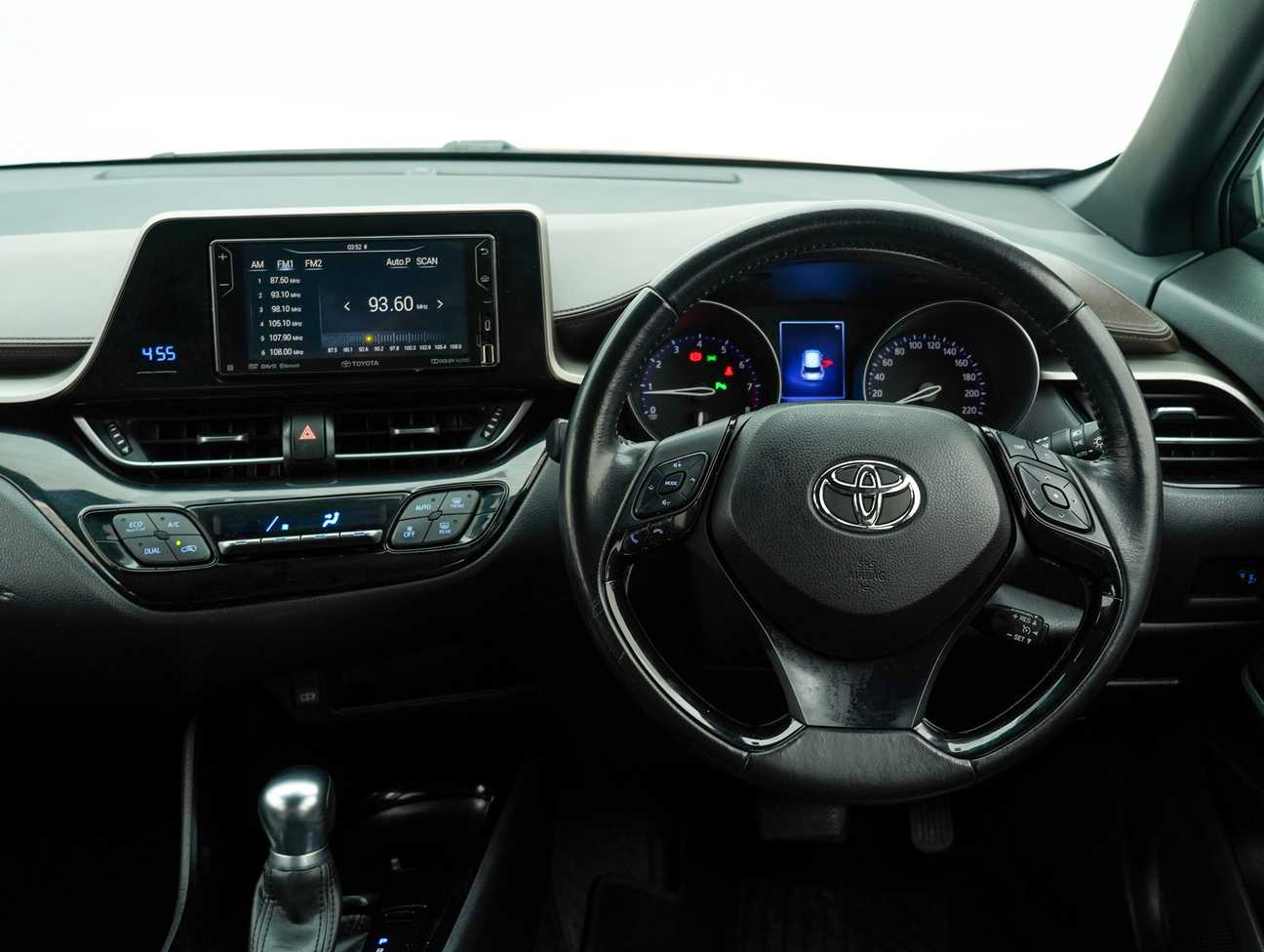 used 2018 Toyota C-HR  1.8
