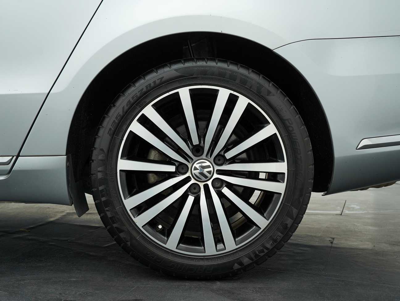 used 2012 Volkswagen Passat TSI 1.8