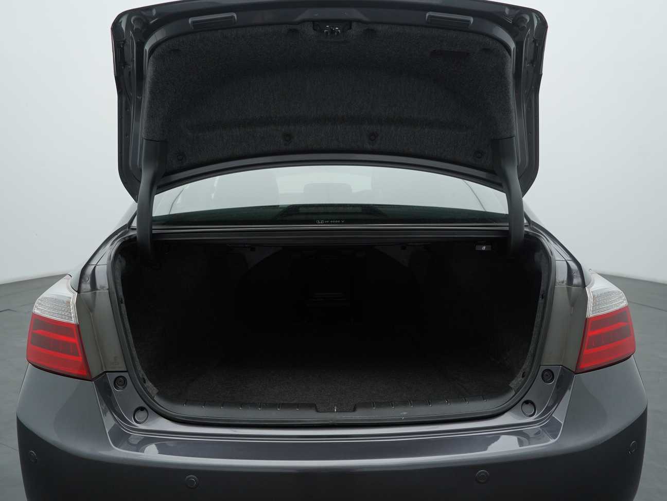 used 2014 Honda Accord VTi-L 2.0