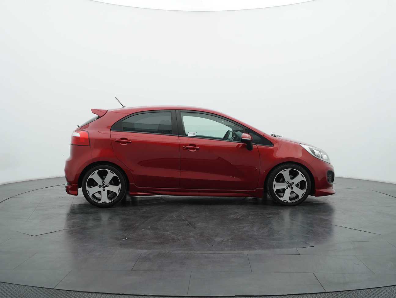 terpakai 2013 Kia Rio SX 1.4