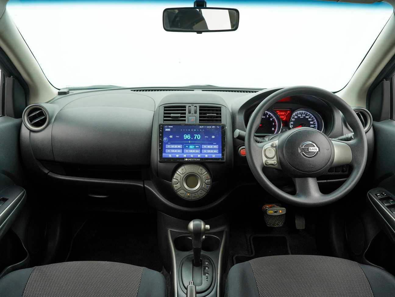 used 2014 Nissan Almera VL 1.5