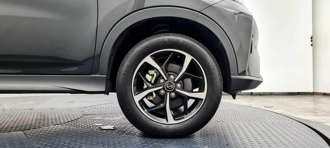 used 2020 Perodua ARUZ AV 1.5