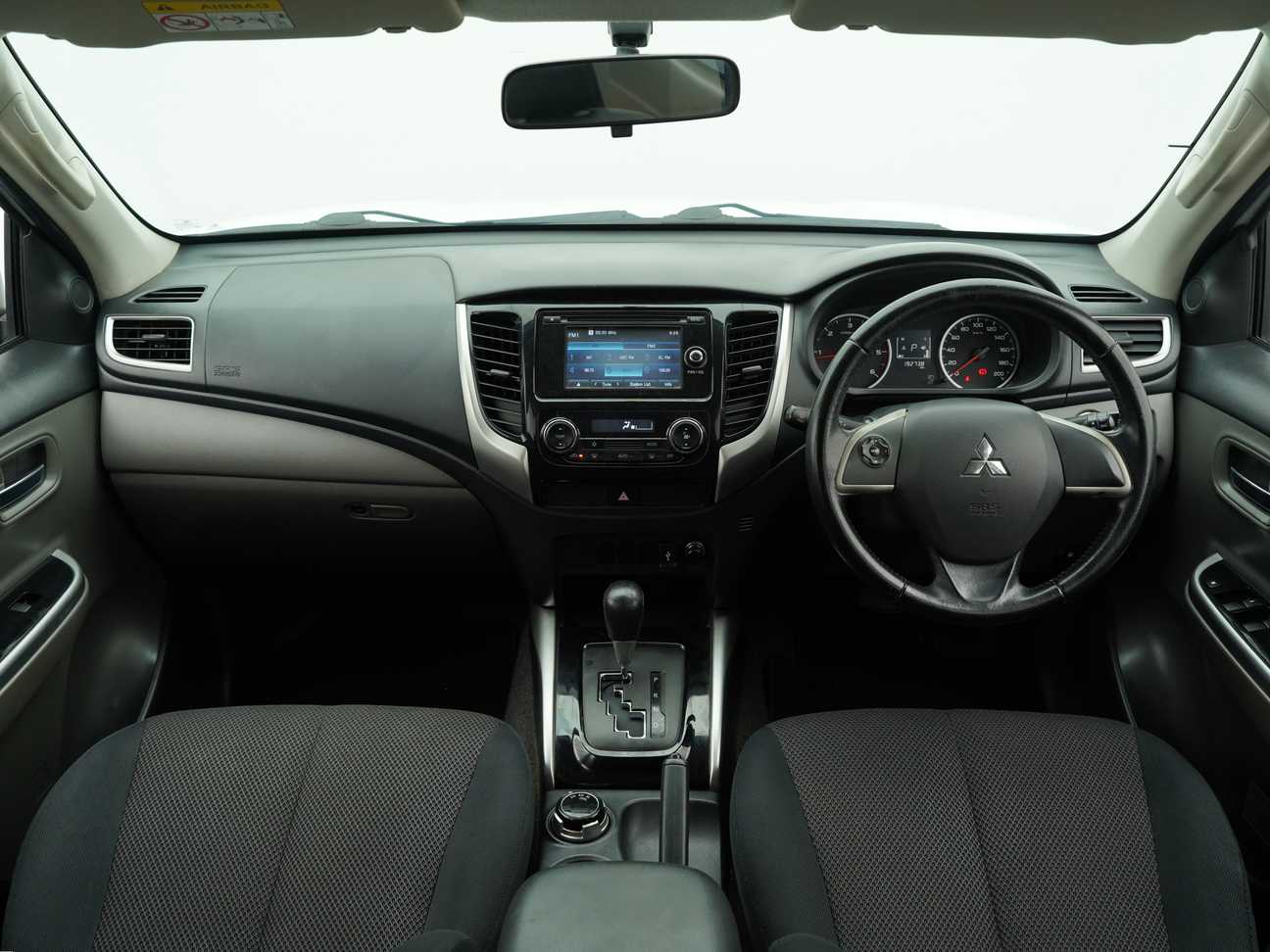 used 2015 Mitsubishi Triton VGT Dual Cab 4X4 2.5