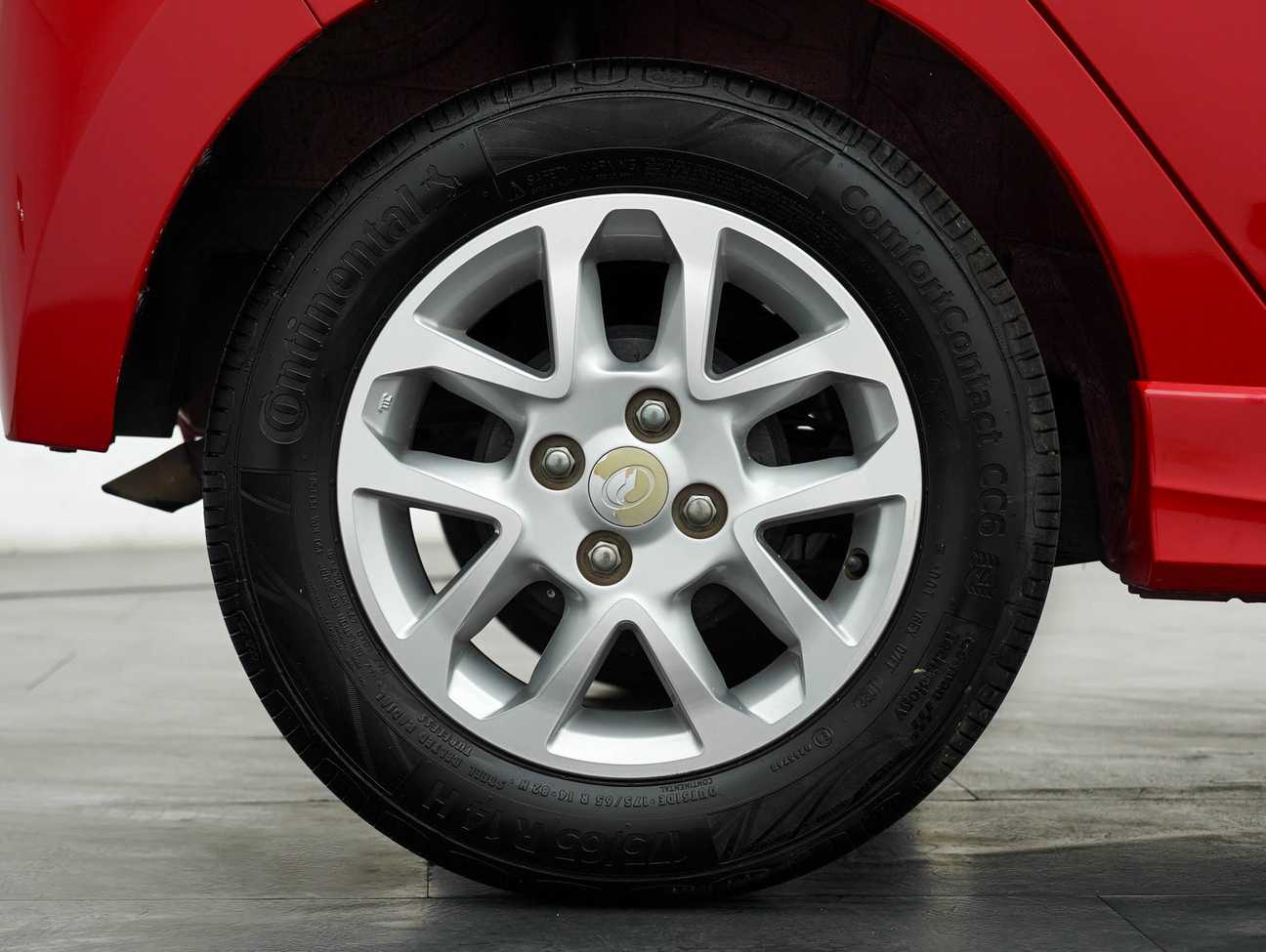 terpakai 2016 Perodua AXIA Advance 1.0