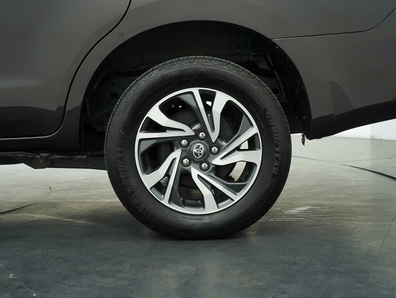 terpakai 2021 Toyota Innova G 2.0