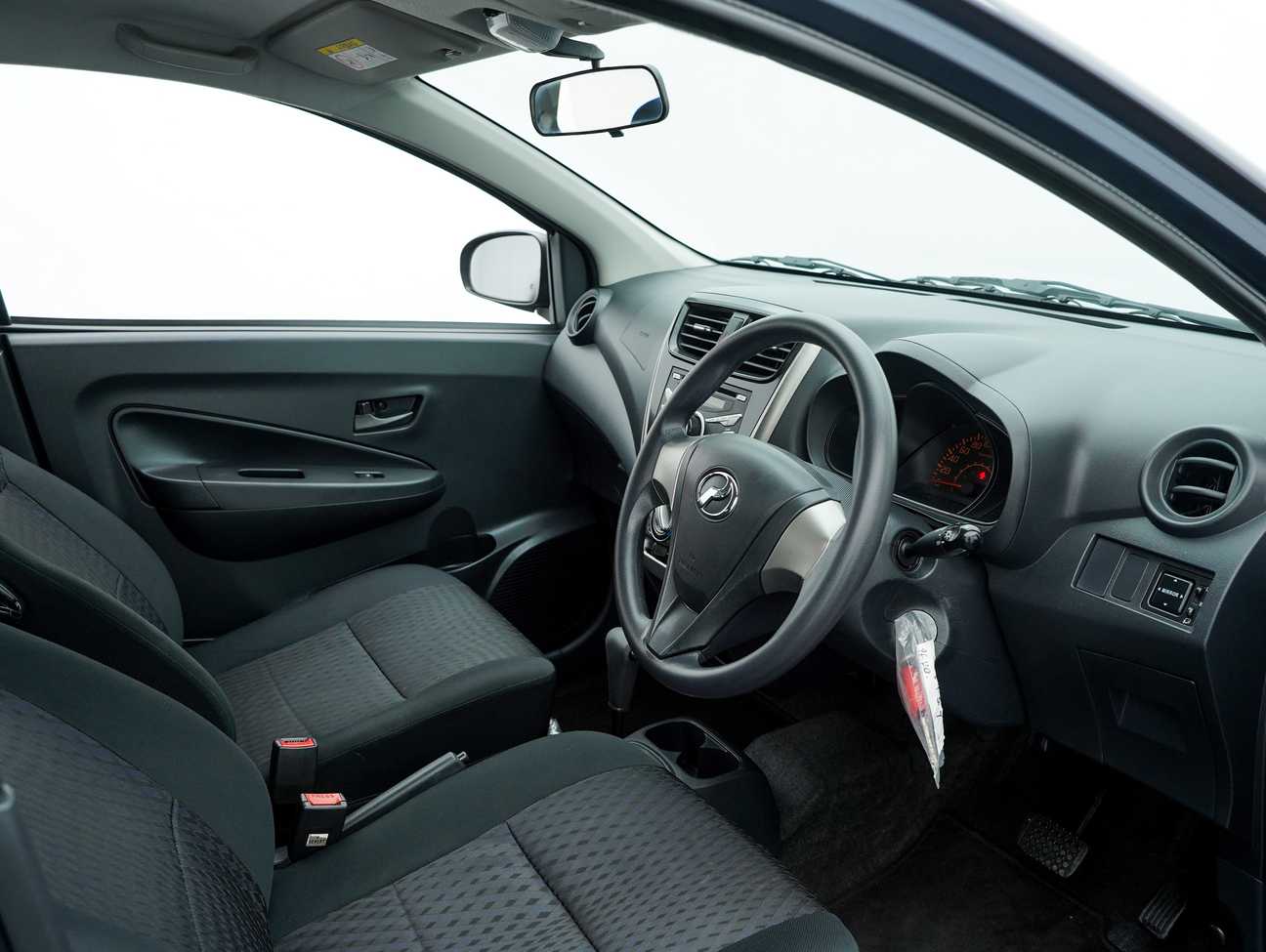 terpakai 2016 Perodua AXIA G 1.0