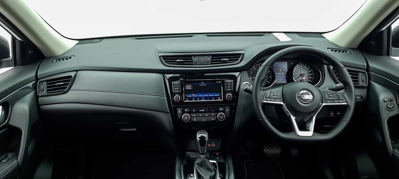 terpakai 2021 Nissan X-TRAIL CVT 2.0