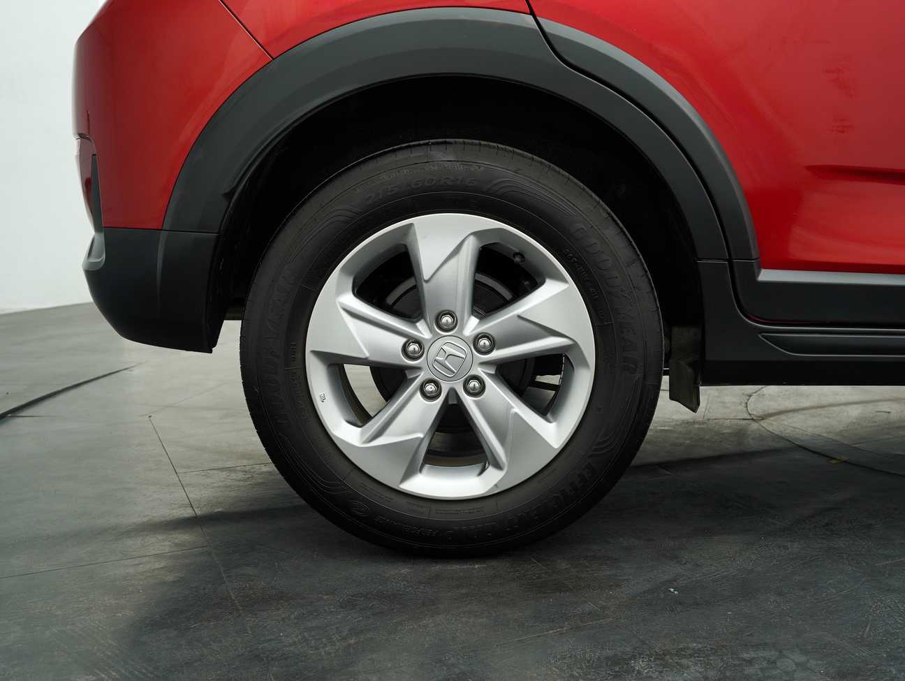 terpakai 2023 Honda WR-V V 1.5