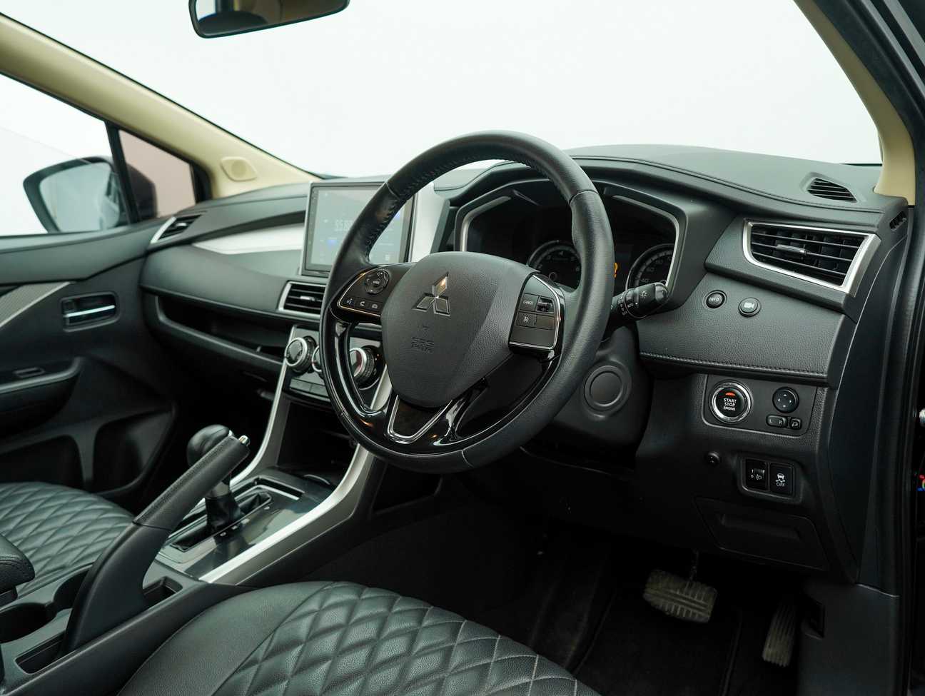 terpakai 2021 Mitsubishi Xpander  1.5