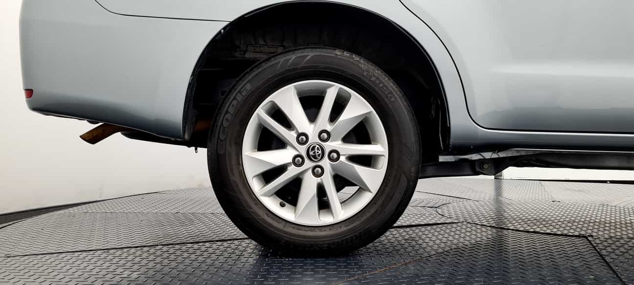 used 2017 Toyota INNOVA G 2.0