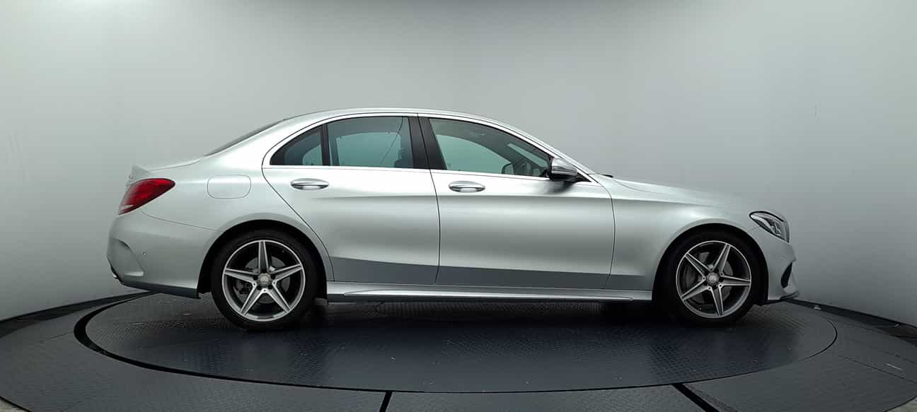 used 2016 Mercedes-Benz C 250 AMG 2.0