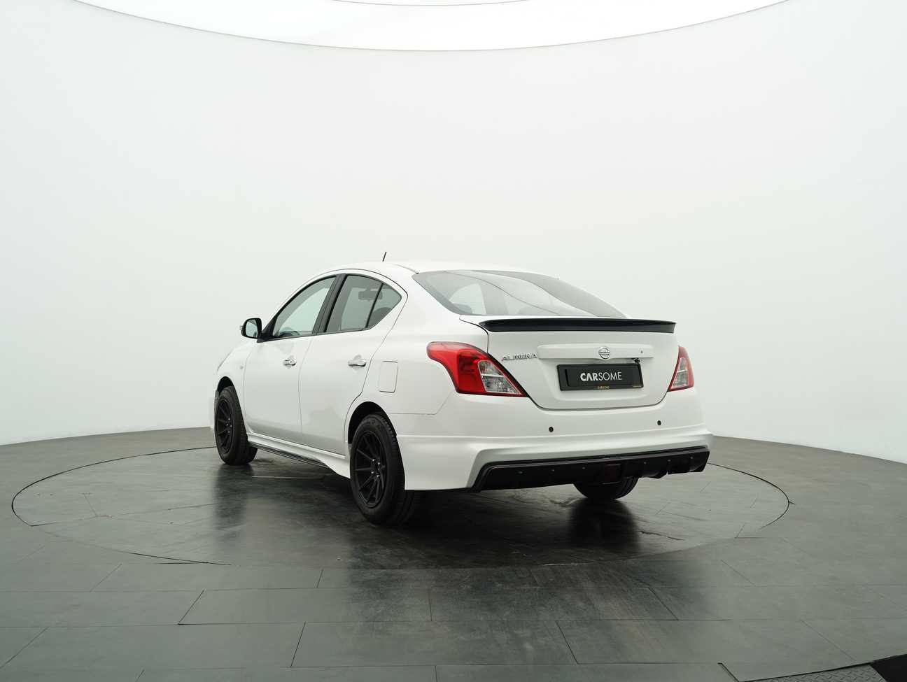 terpakai 2016 Nissan Almera VL 1.5
