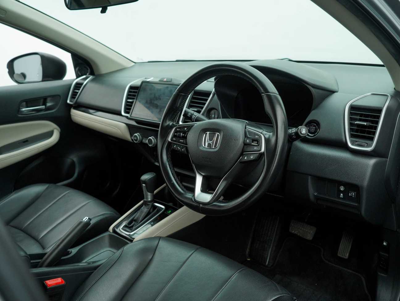 terpakai 2022 Honda City V Sensing 1.5