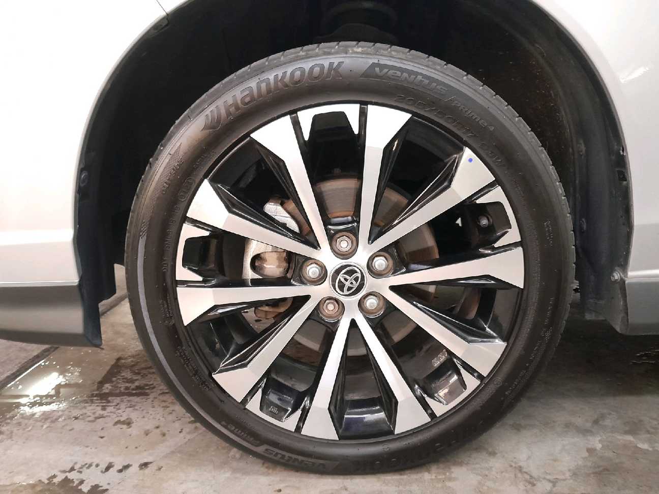 used 2023 Toyota Veloz  1.5