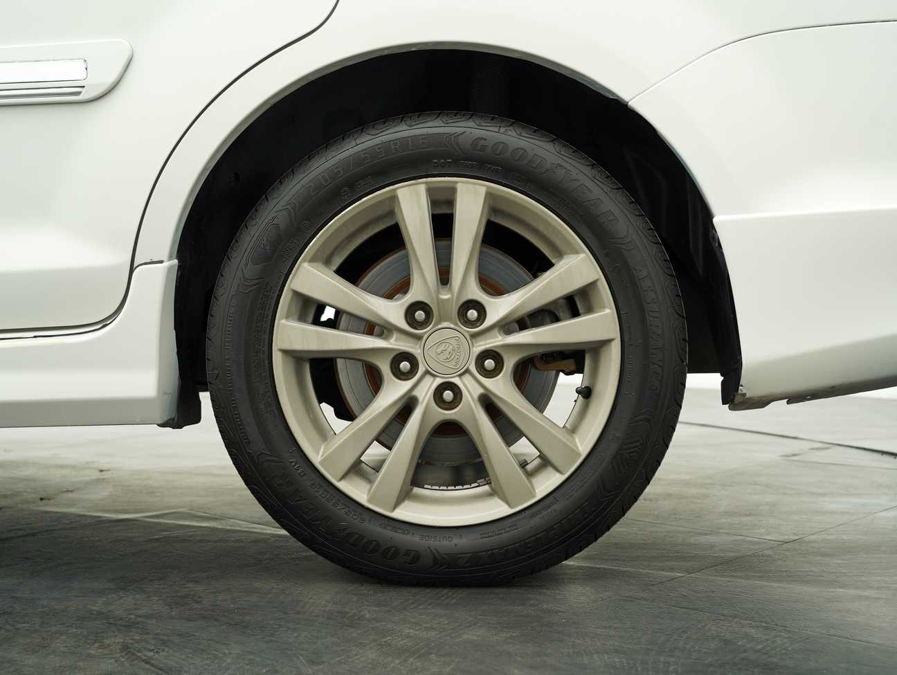 used 2014 Proton Exora Bold CFE Premium 1.6