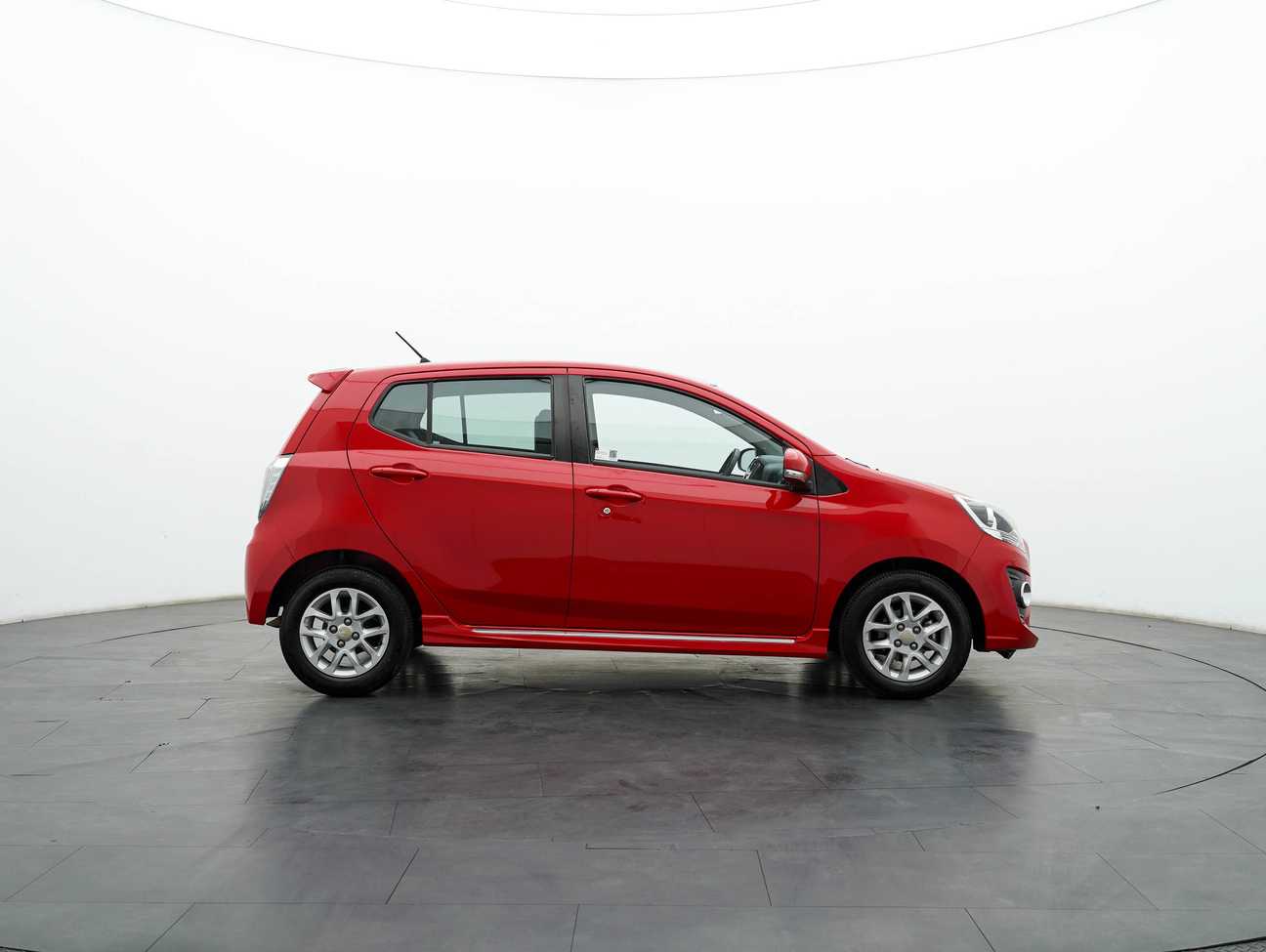 terpakai 2016 Perodua AXIA Advance 1.0