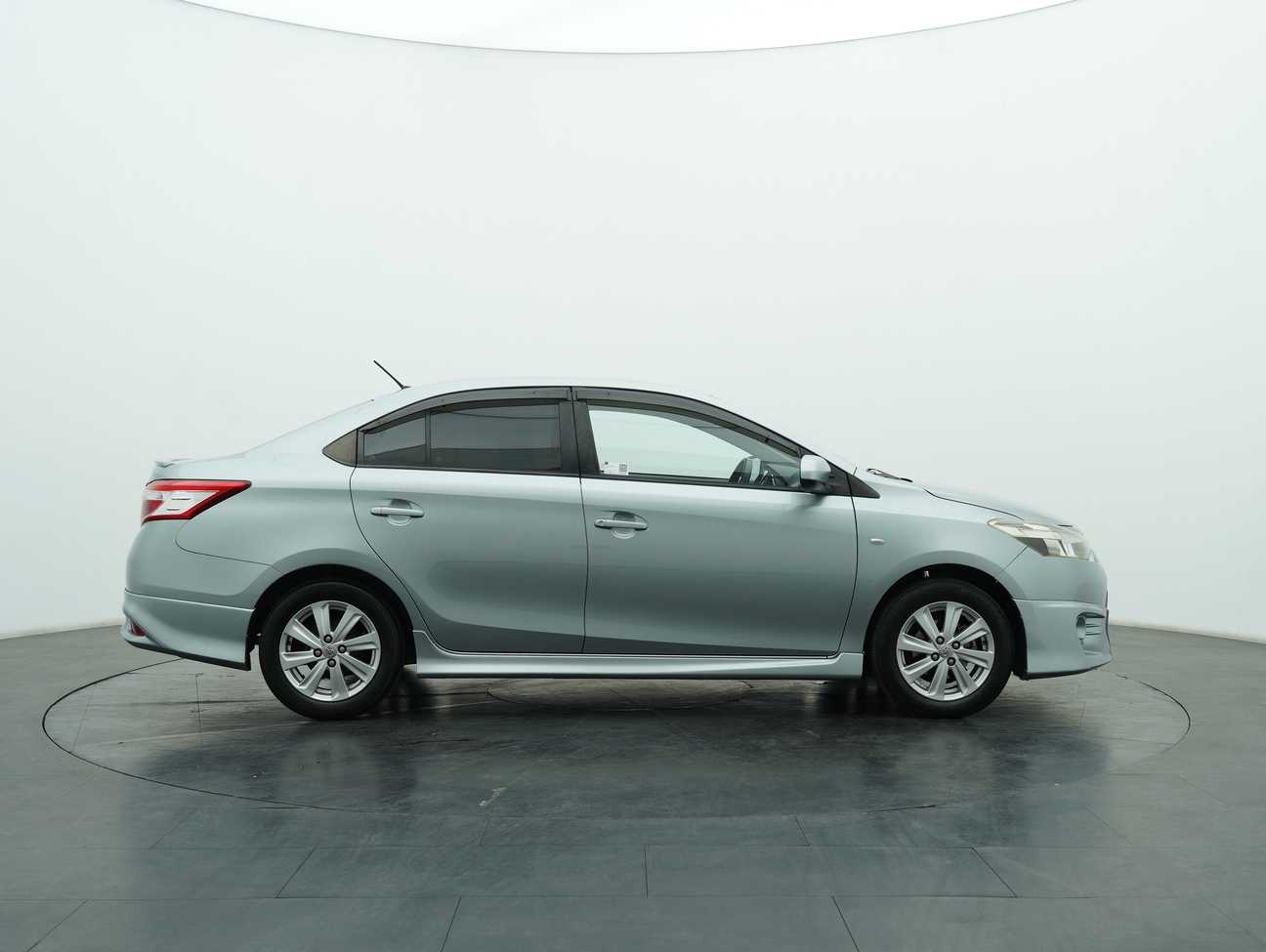 used 2014 Toyota Vios J 1.5