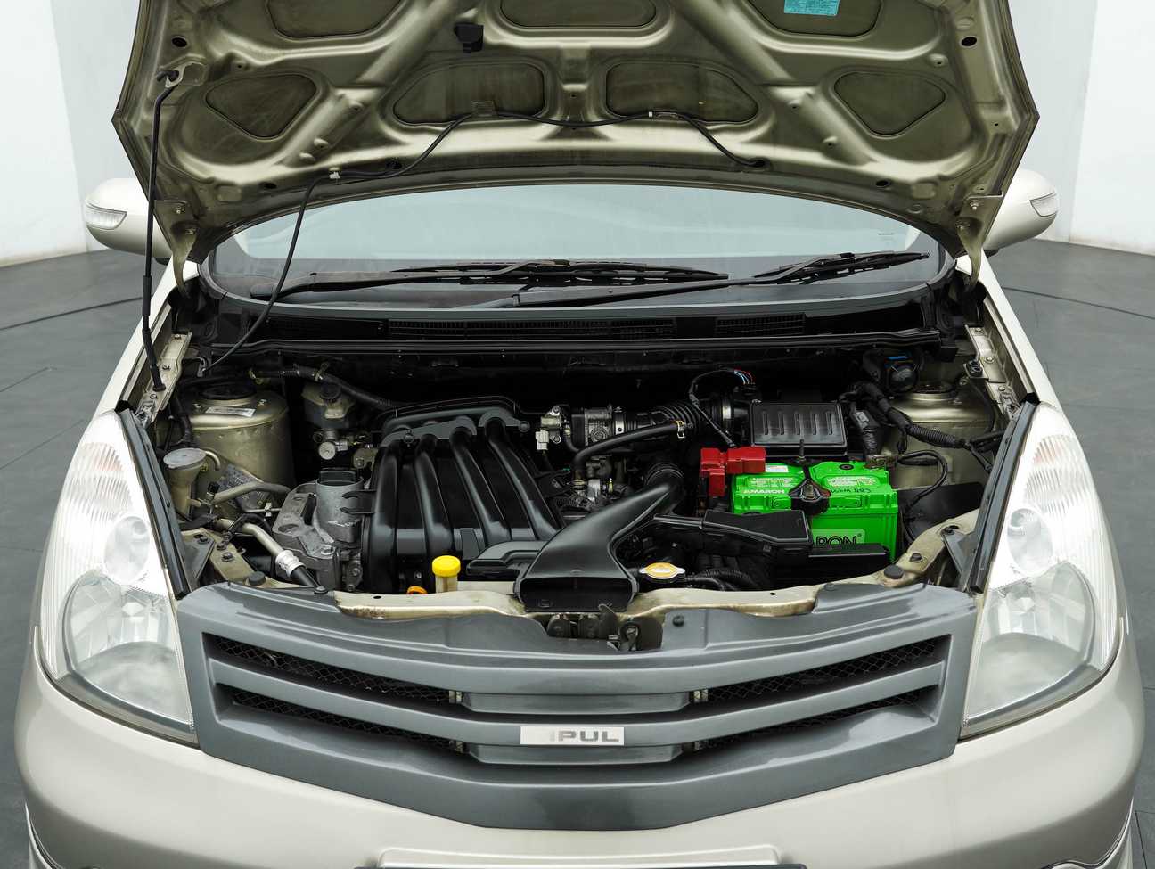 terpakai 2012 Nissan Grand Livina ST-L Comfort 1.6