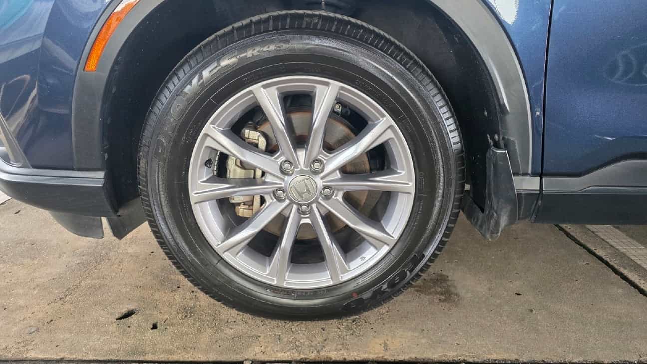 used 2024 Honda CR-V V 1.5