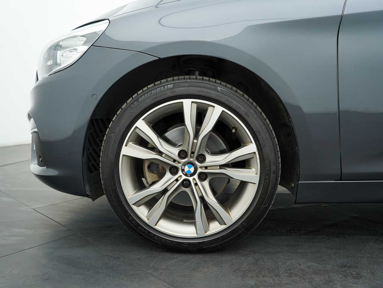 terpakai 2016 BMW 218i Active Tourer 1.5
