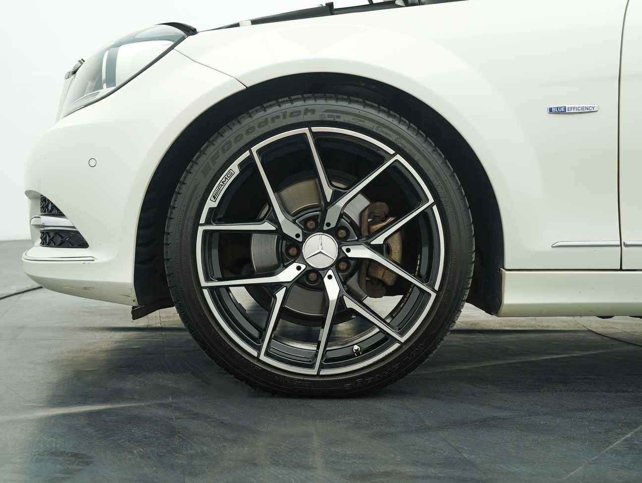 used 2011 Mercedes-Benz C200 Elegance CGI 1.8