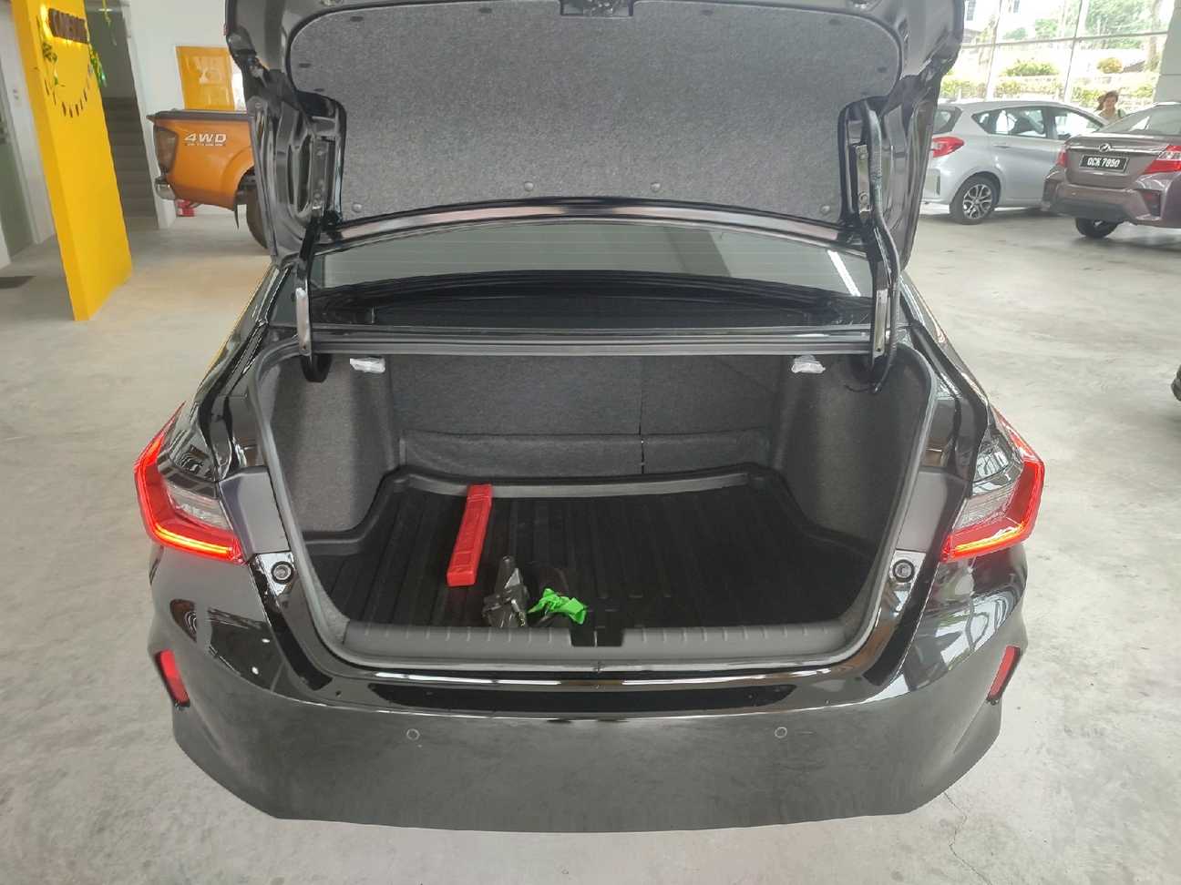 used 2023 Honda City V 1.5