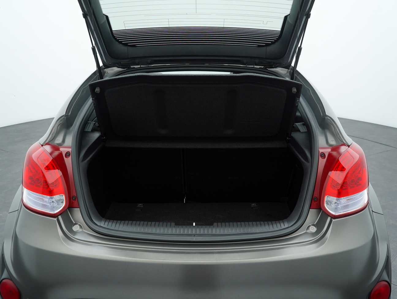 terpakai 2015 Hyundai Veloster Turbo 1.6