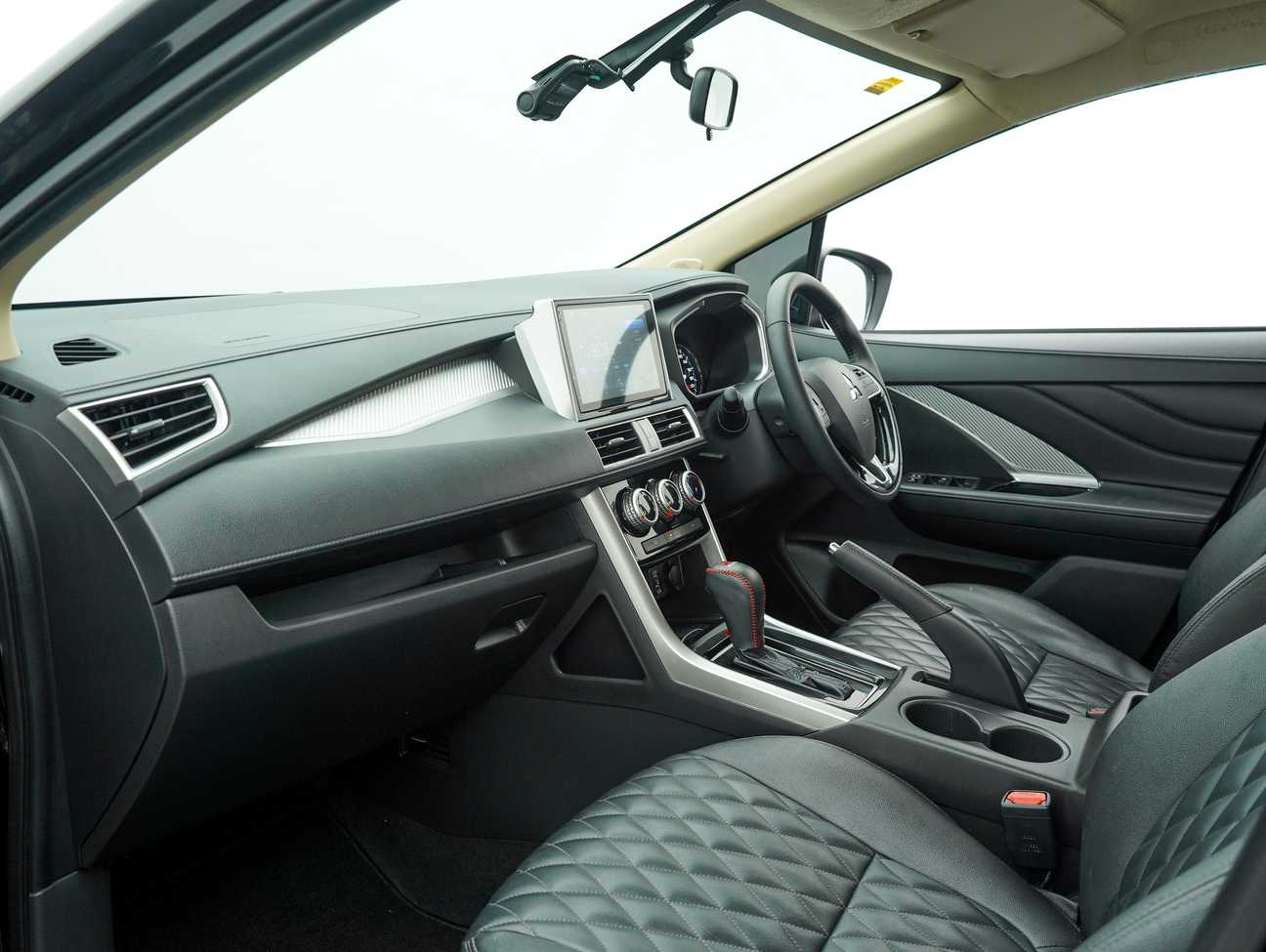used 2022 Mitsubishi Xpander  1.5