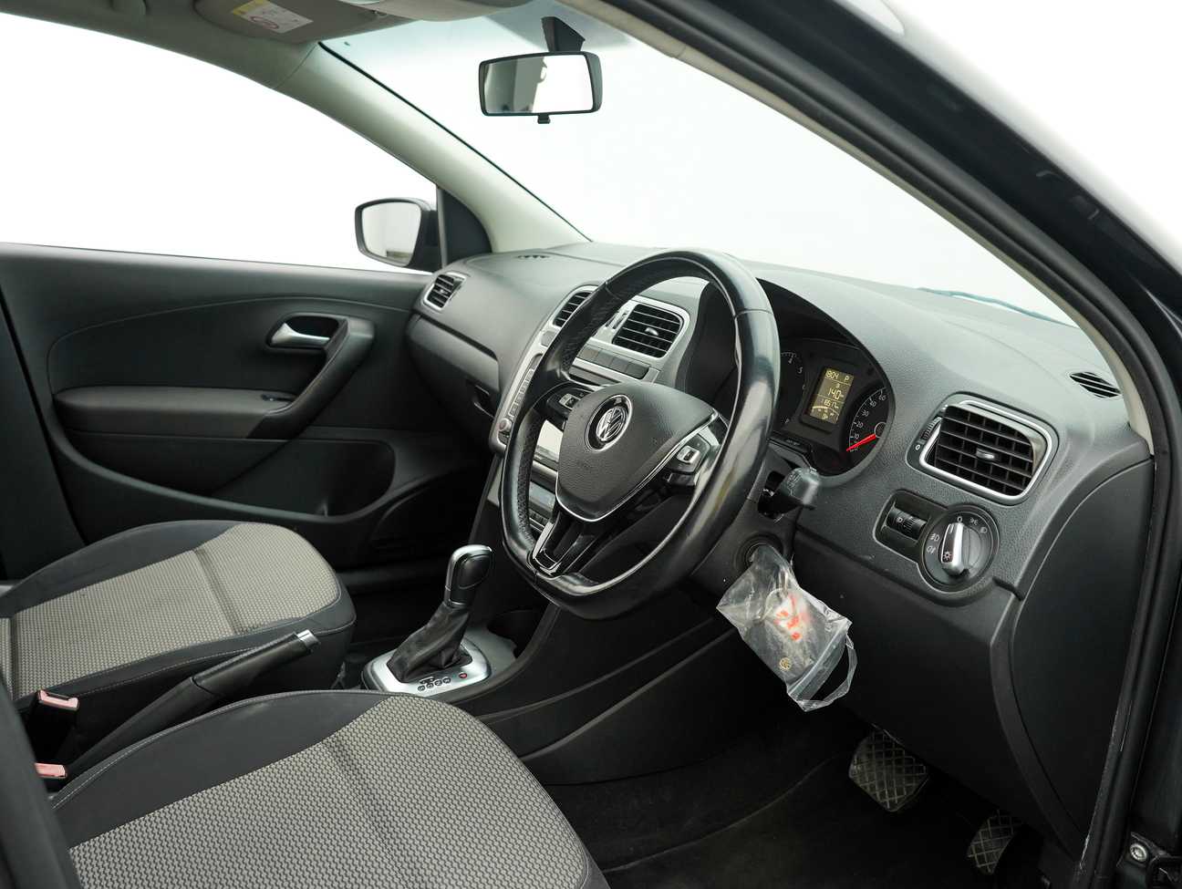 terpakai 2016 Volkswagen Polo Comfortline 1.6
