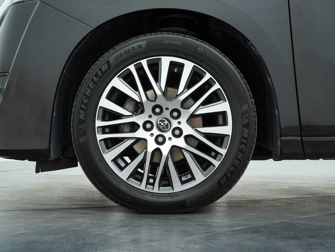 used 2017 Toyota Vellfire ZG 2.5