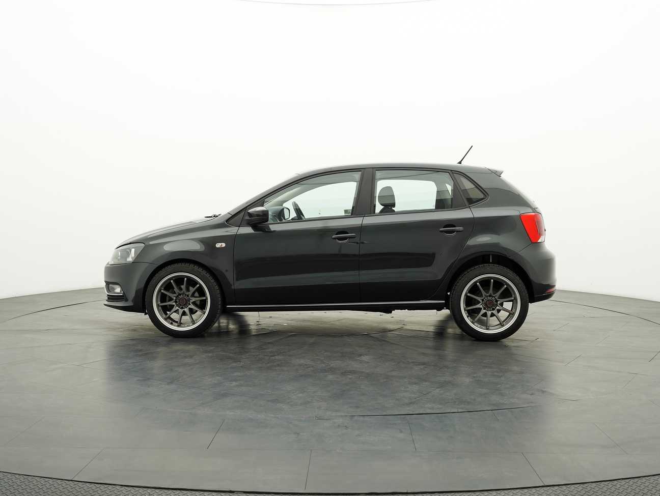 used 2015 Volkswagen Polo  1.6