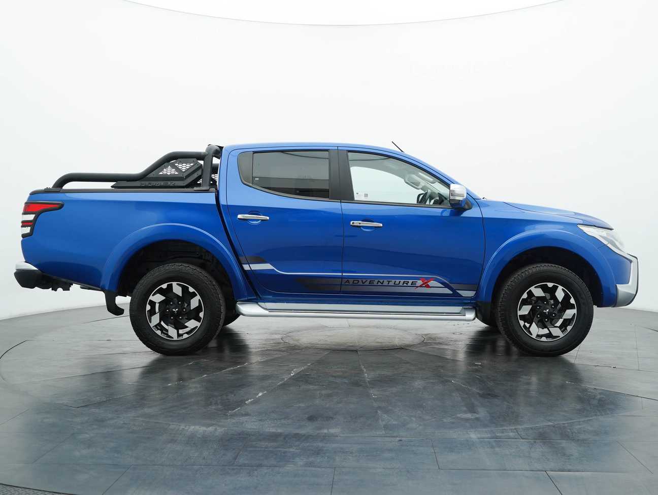 terpakai 2018 Mitsubishi Triton VGT Adventure X Dual Cab 4X4 2.4