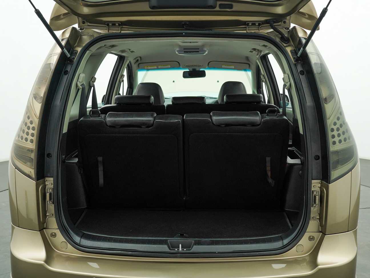 used 2013 Proton Exora Bold CFE Premium 1.6