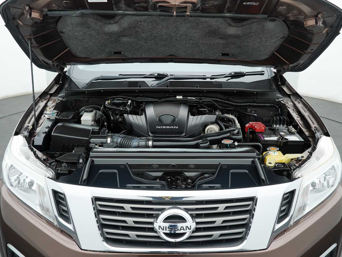 terpakai 2018 Nissan Navara NP300 V Dual Cab 2.5