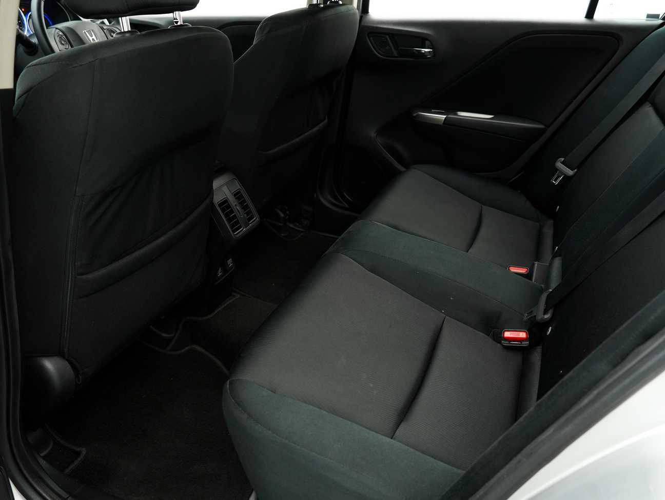 used 2015 Honda City V 1.5