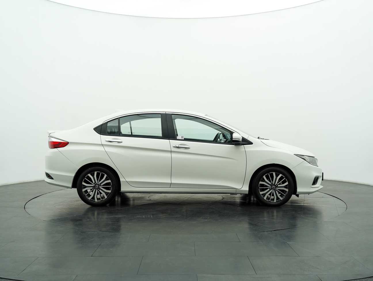 used 2018 Honda City V i-VTEC 1.5