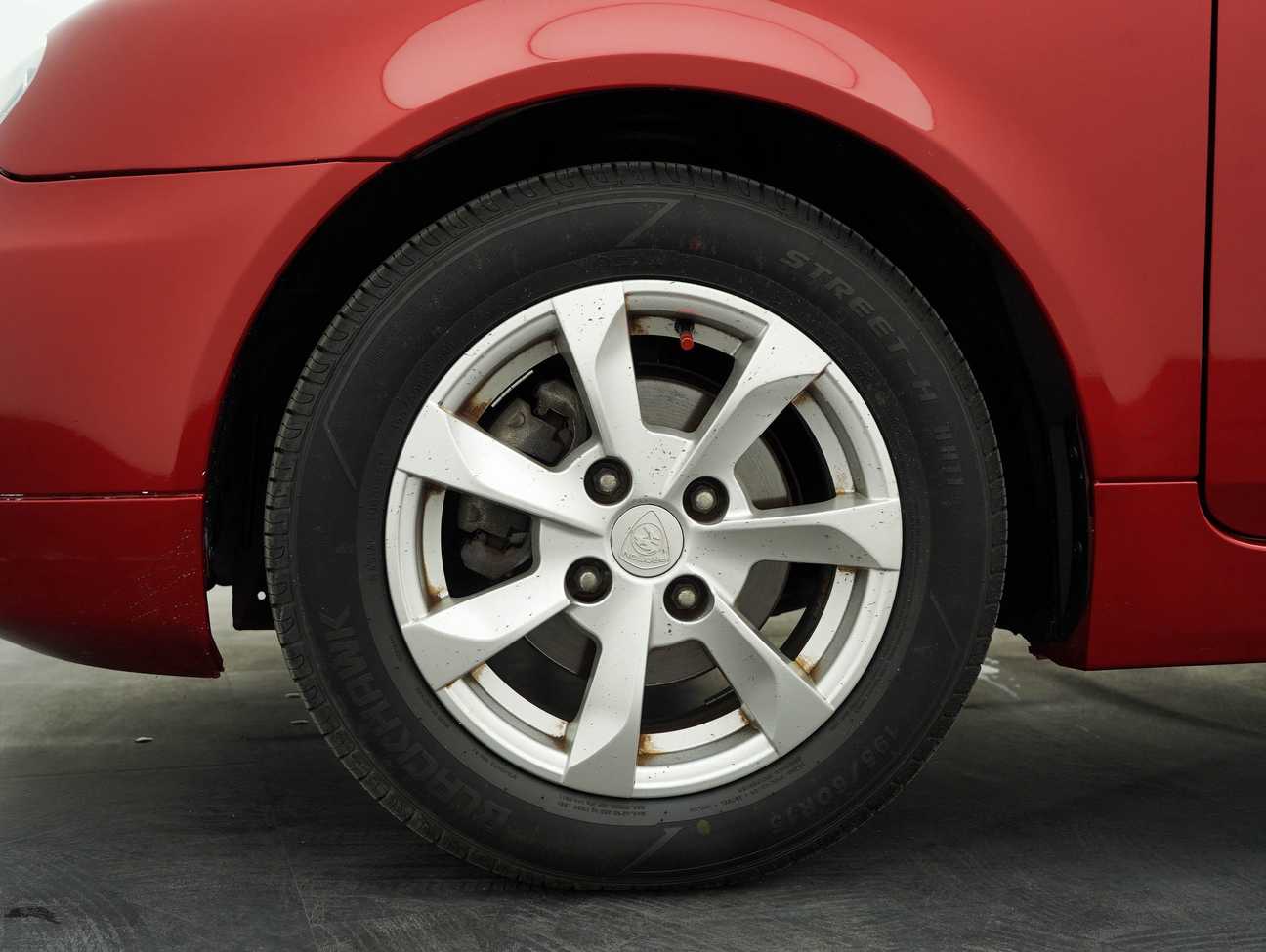 used 2014 Proton Persona SV 1.6