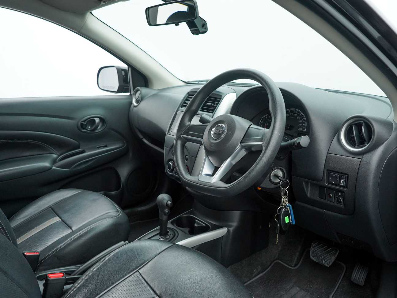 terpakai 2020 Nissan Almera E Black Series 1.5