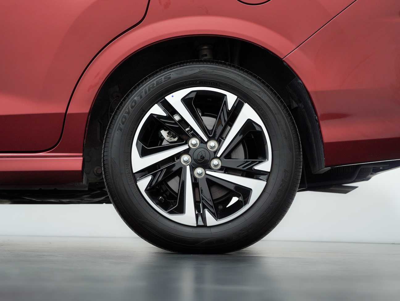 used 2023 Perodua Alza AV 1.5