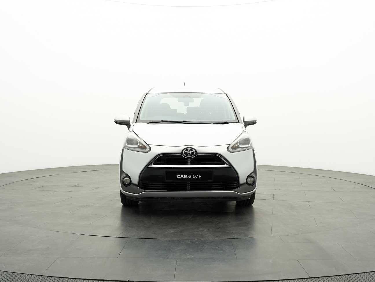 used 2017 Toyota Sienta V 1.5