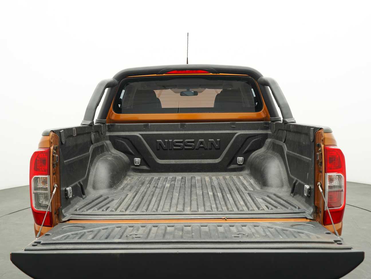 used 2019 Nissan Navara NP300 SE Dual Cab 2.5