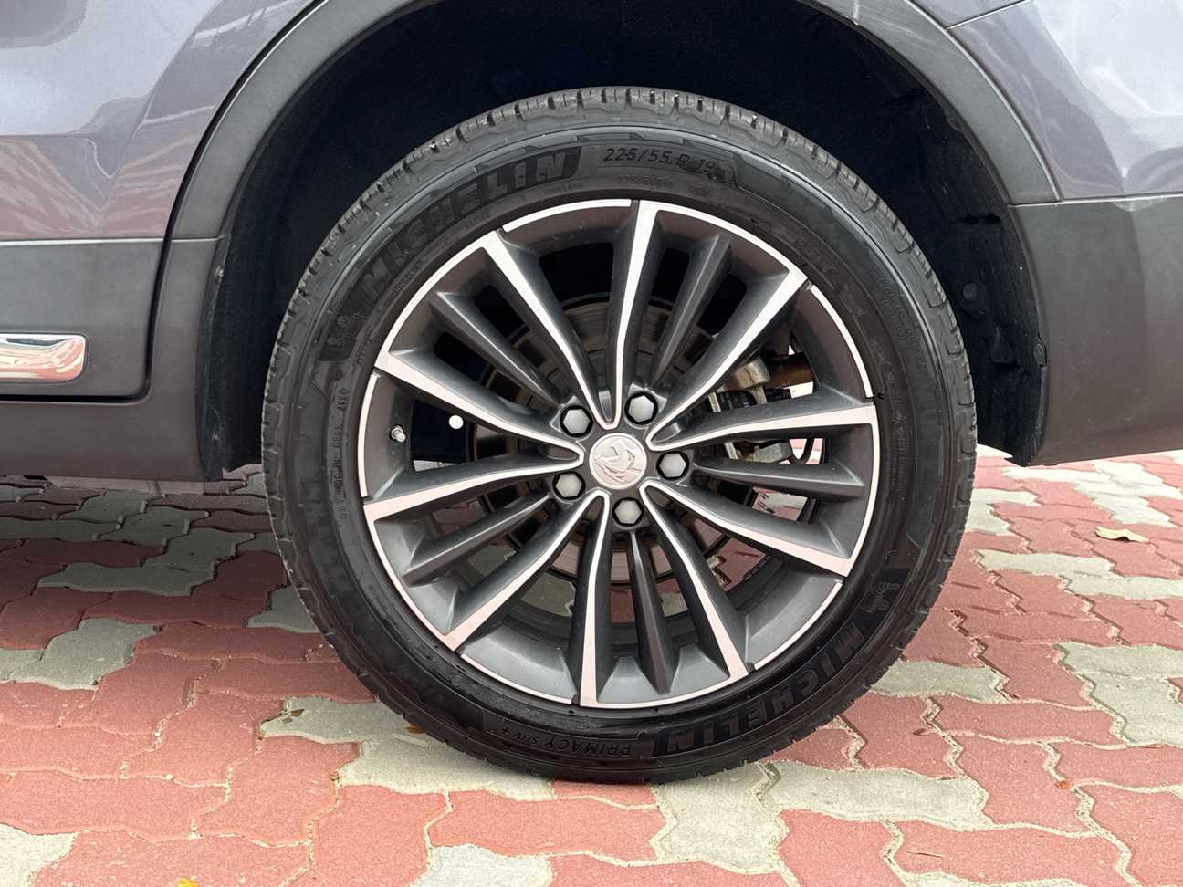 used 2020 Proton X70 Premium 1.8