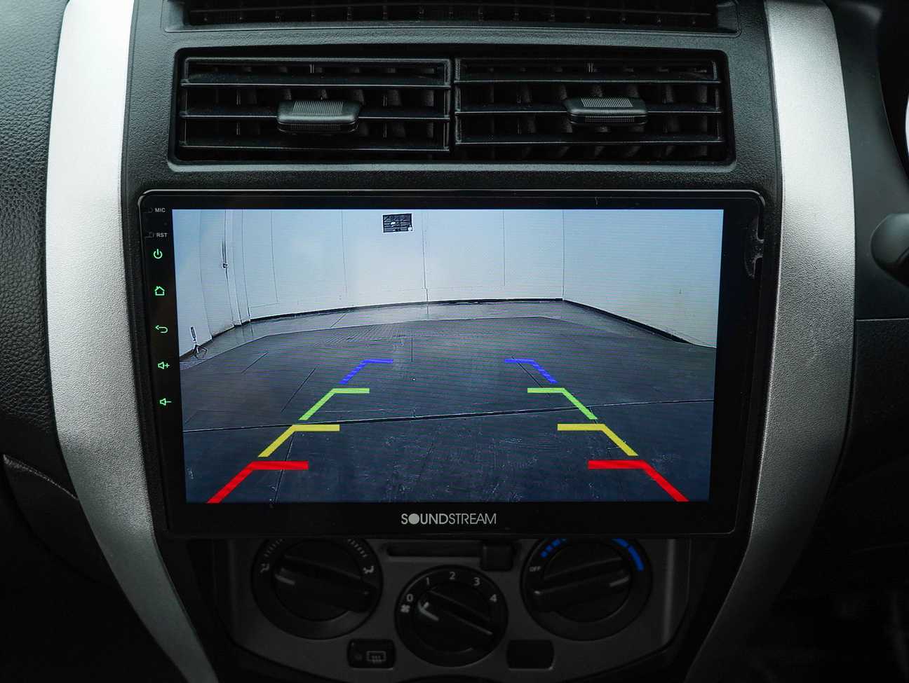 used 2018 Nissan Grand Livina Comfort 1.6