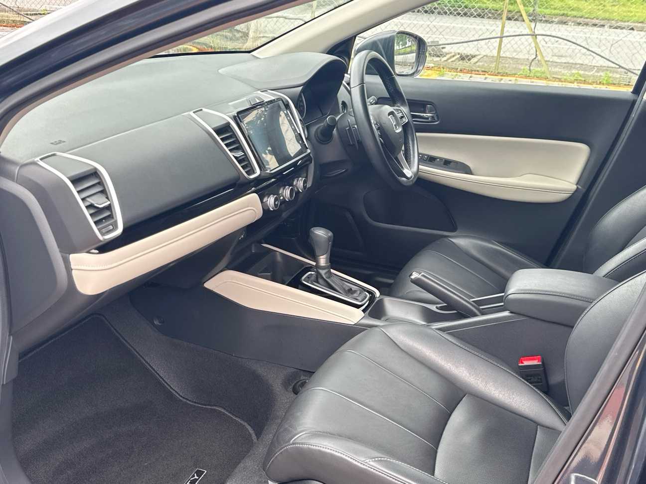 terpakai 2022 Honda City V 1.5