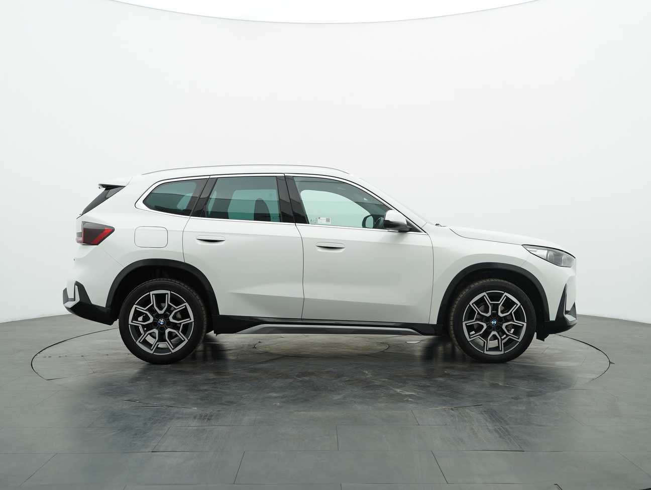 used 2023 BMW X1 sDrive20i xLine 2.0