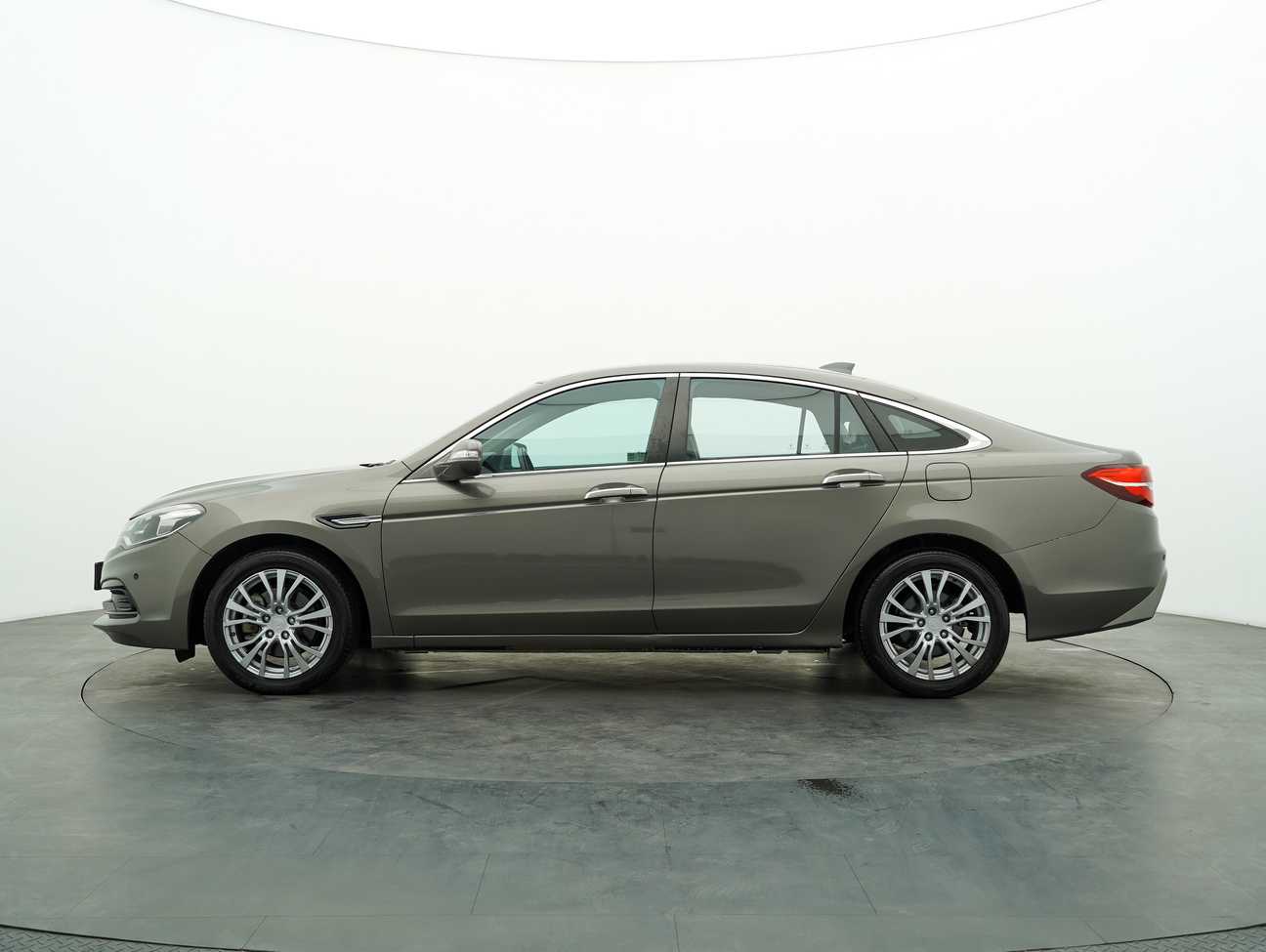 used 2017 Proton Perdana  2.0